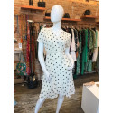 Robe courte cache-coeur blanc à pois noirs Goa