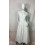 Robe longue blanche sans manches – Style cache-cœur, texturé & boutons bois