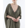 Aude – Caftan en crêpe de viscose perlé