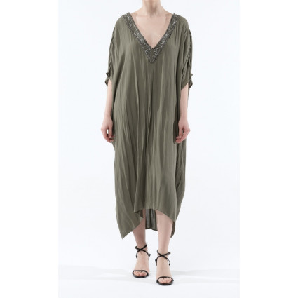Aude – Caftan en crêpe de viscose perlé