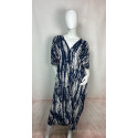 Robe Longue Fluide Bleu Marine à Motifs Blancs – Élégance Décontractée