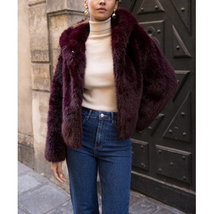 Manteau en fausse fourrure prune