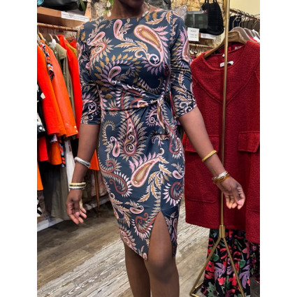 Robe noir motif cachemire rose Fifilles de Paris