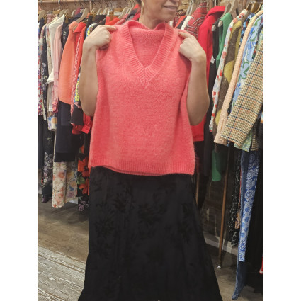 Pull sans manche rose corail